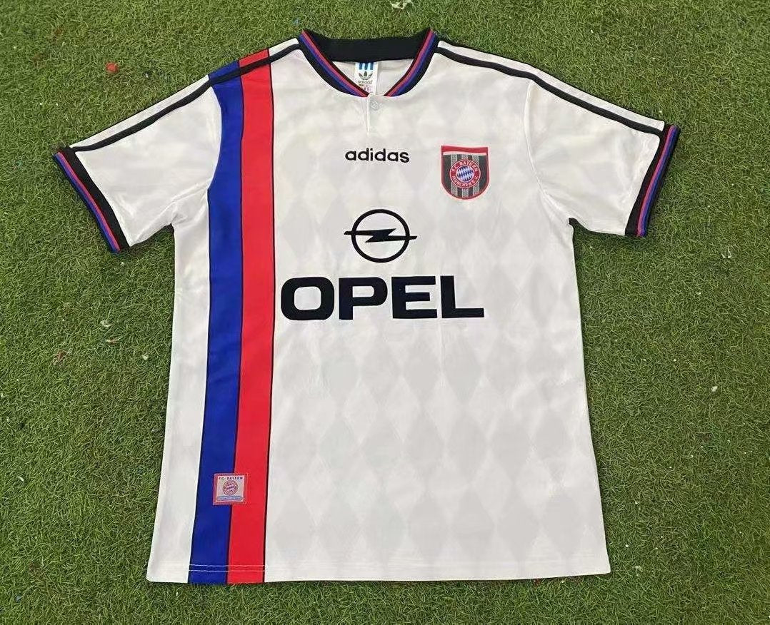 Bayern 1995/96 Away Shirt