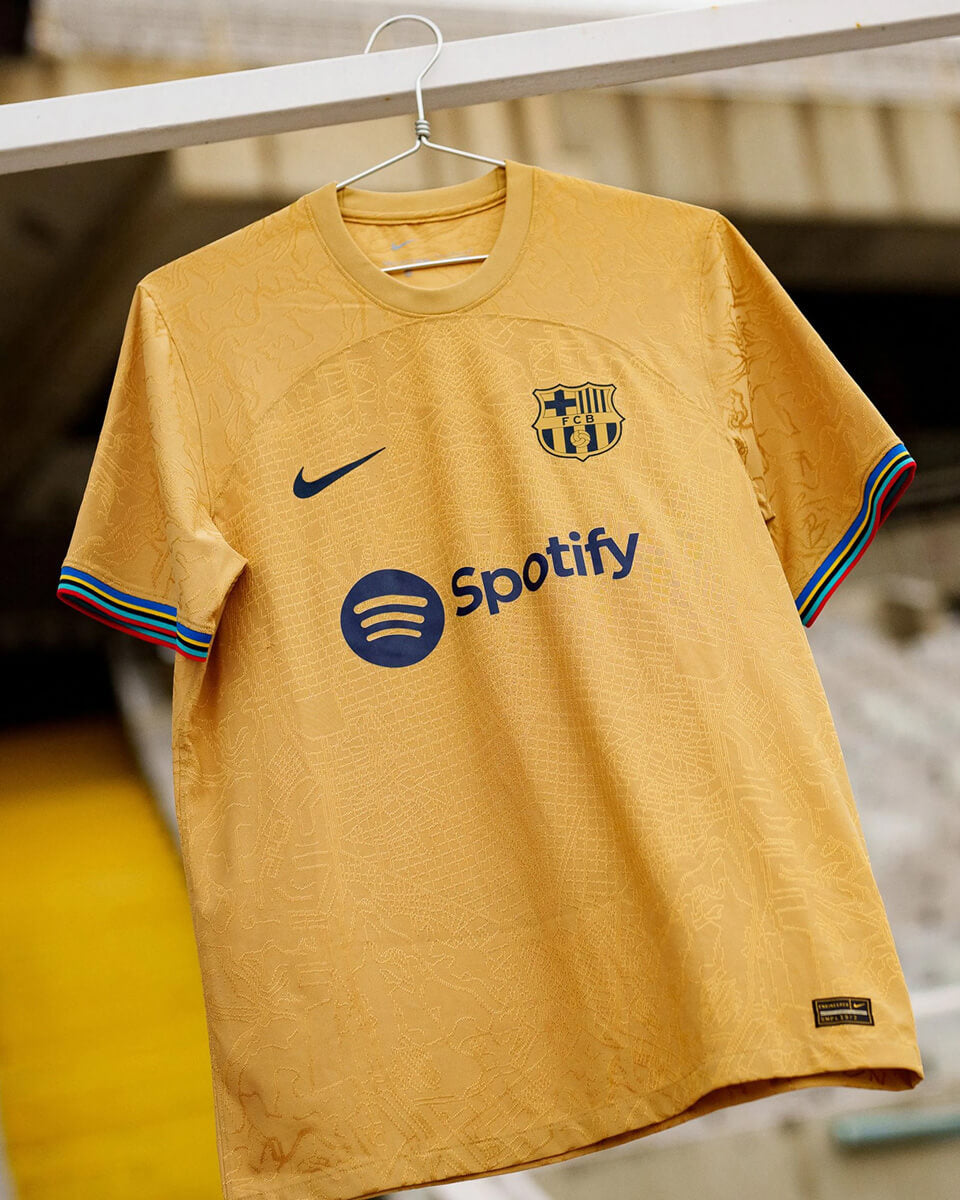 Barcelona 2022/23 Away Shirt