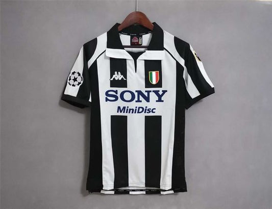 Juventus 1997/98 Home Shirt