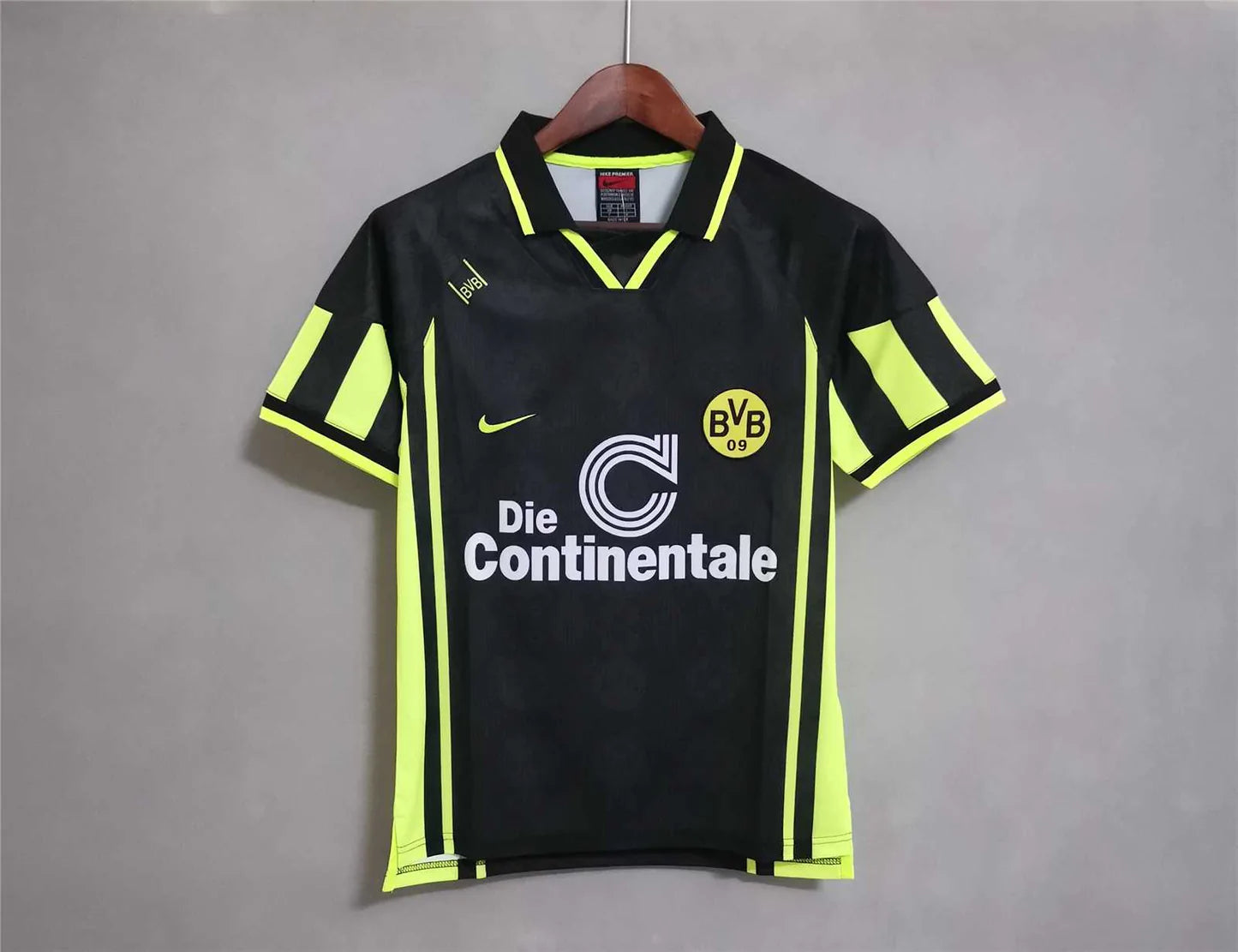 Borussia Dortmund 1996/97 Away Shirt